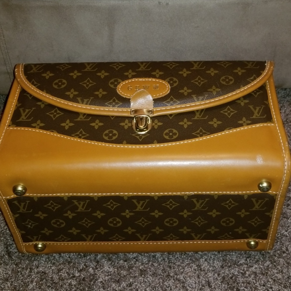 Louis Vuitton travel vanity - Picture 2 of 8